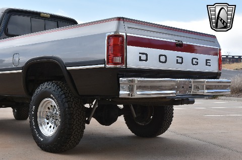 1993 Dodge W250 image 22