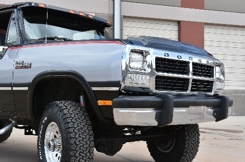 1993 Dodge W250 image 27