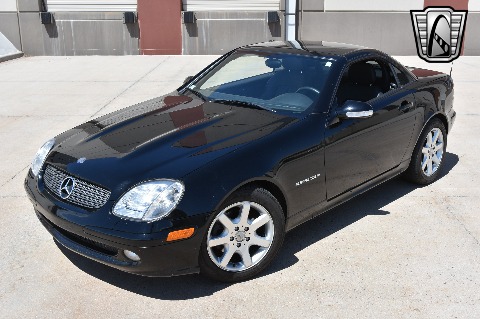 2001 Mercedes-Benz SLK230 image 4
