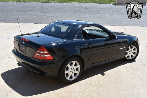 2001 Mercedes-Benz SLK230 image 12