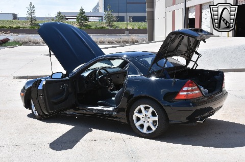 2001 Mercedes-Benz SLK230 image 38