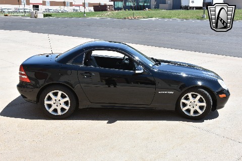 2001 Mercedes-Benz SLK230 image 14