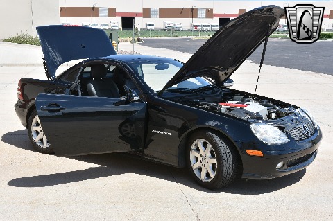 2001 Mercedes-Benz SLK230 image 40