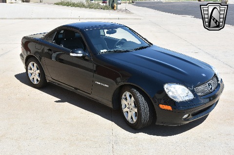 2001 Mercedes-Benz SLK230 image 16