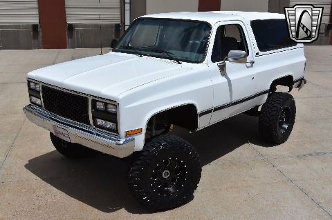 1989 GMC Jimmy image 4