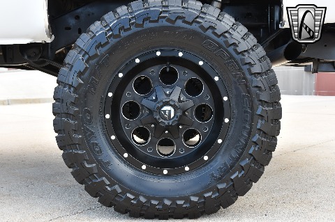 1989 GMC Jimmy image 30