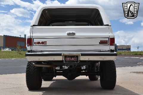 1989 GMC Jimmy image 9