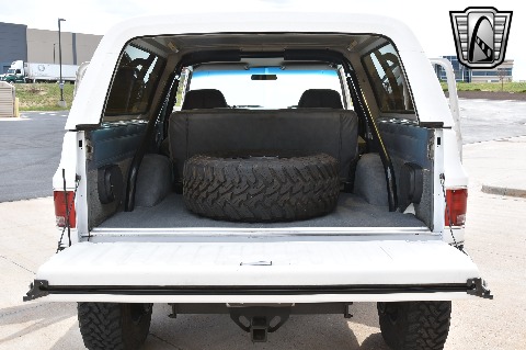 1989 GMC Jimmy image 64