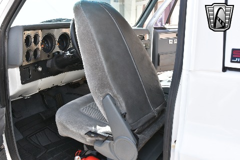 1989 GMC Jimmy image 92