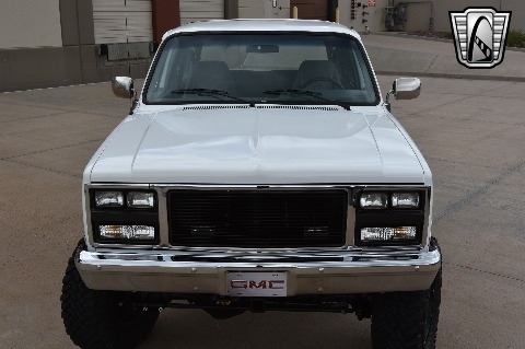 1989 GMC Jimmy image 18
