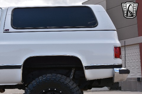 1989 GMC Jimmy image 21