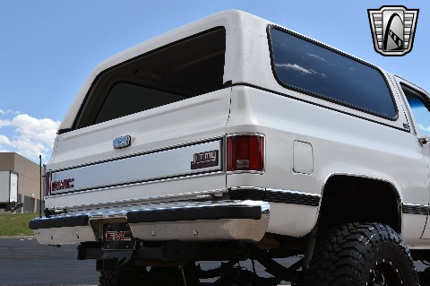 1989 GMC Jimmy image 23
