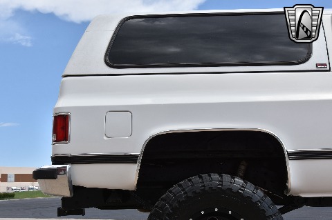 1989 GMC Jimmy image 24