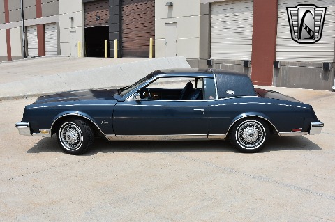 1985 Buick Riviera image 5