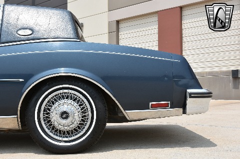 1985 Buick Riviera image 20