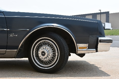1985 Buick Riviera image 25