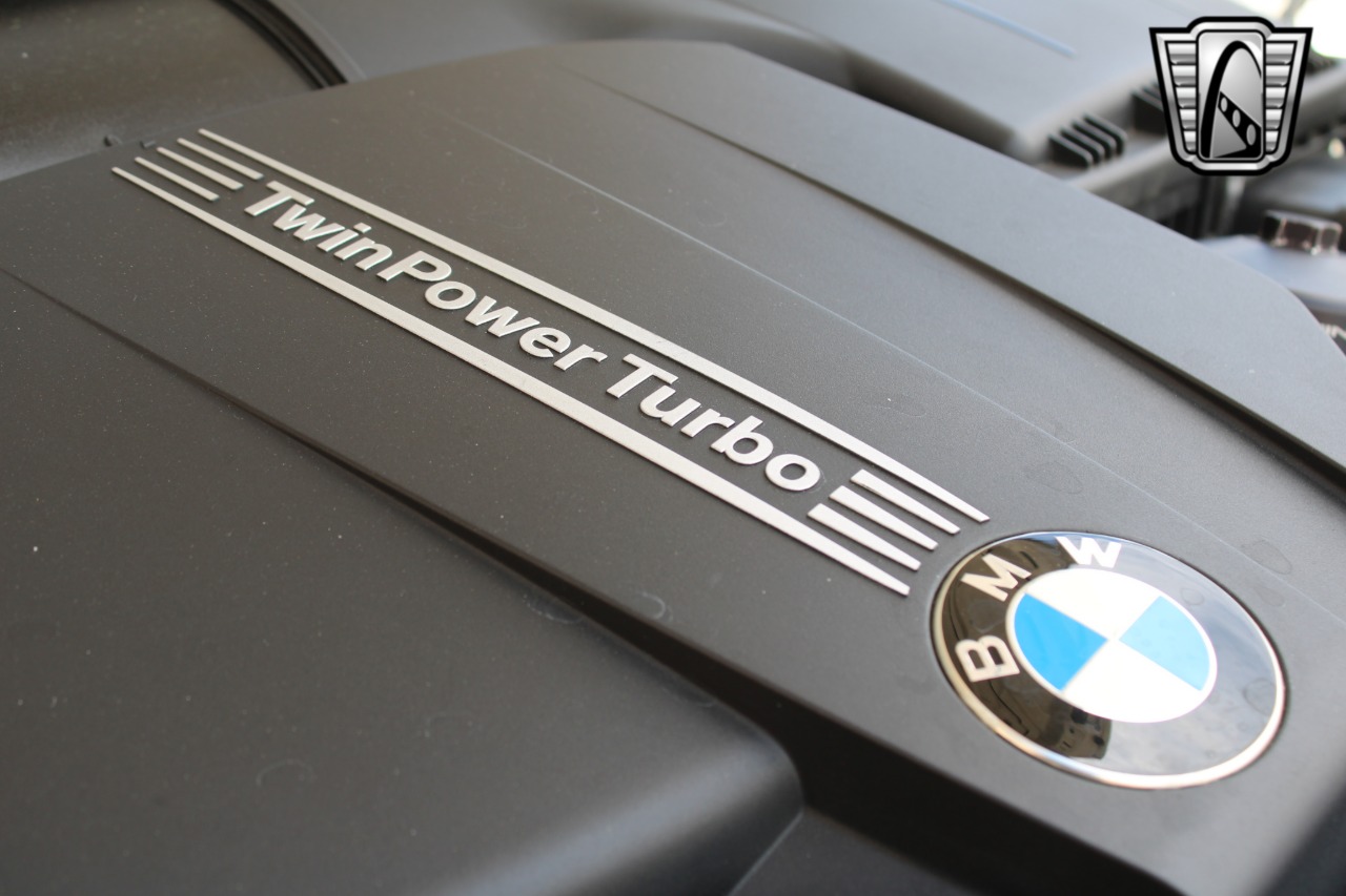 2011 BMW 3 Series 70