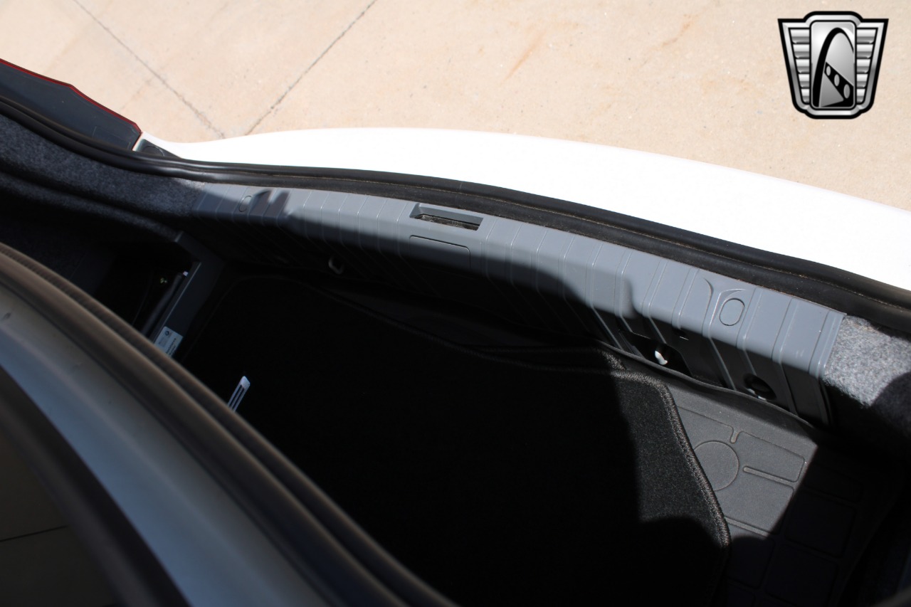 2011 BMW 3 Series 83
