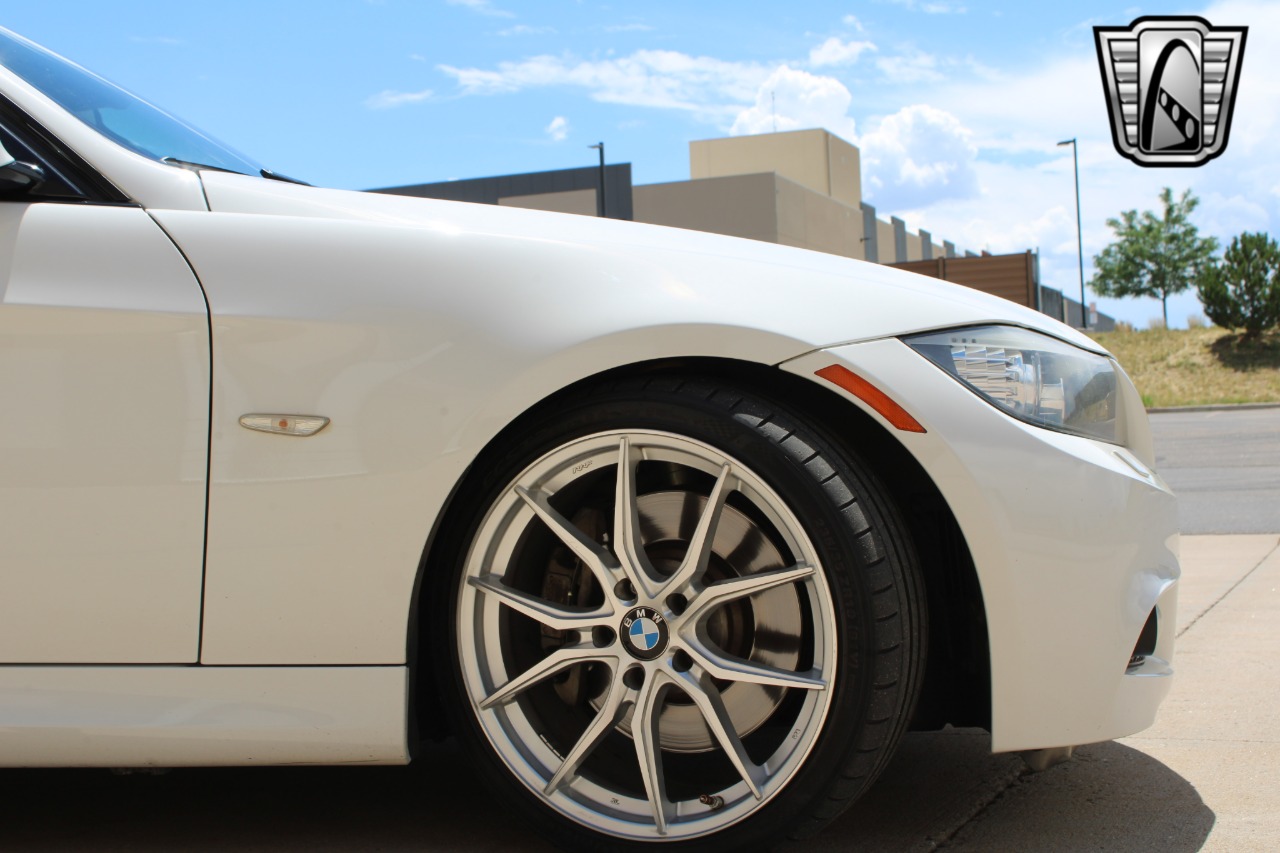 2011 BMW 3 Series 47
