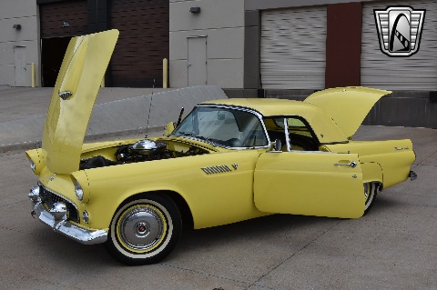 1955 Ford Thunderbird image 31