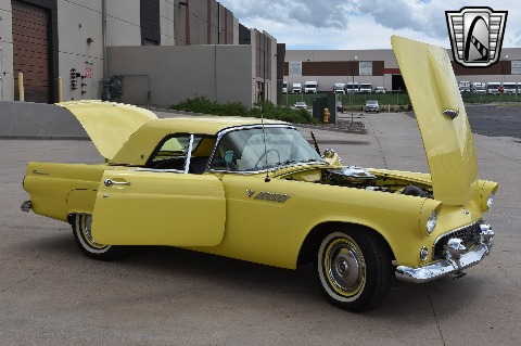 1955 Ford Thunderbird image 34
