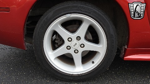 2001 Ford Mustang image 37