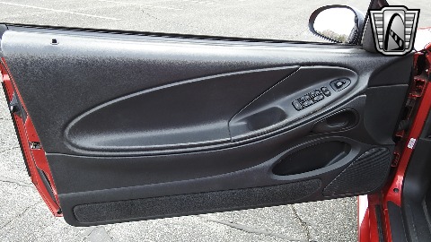 2001 Ford Mustang image 100