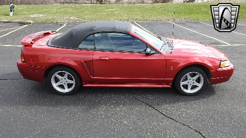 2001 Ford Mustang image 25