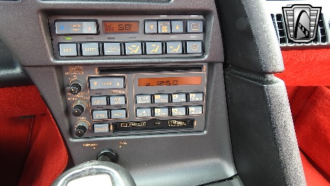 1990 Chevrolet Corvette image 111