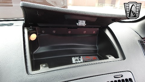 1990 Chevrolet Corvette image 112