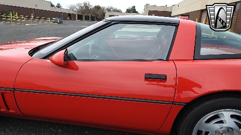 1990 Chevrolet Corvette image 11