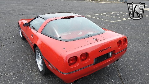 1990 Chevrolet Corvette image 15