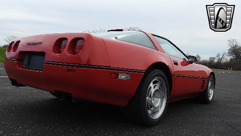 1990 Chevrolet Corvette image 19