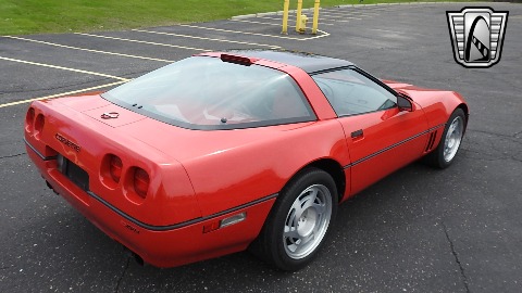 1990 Chevrolet Corvette image 21