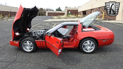1990 Chevrolet Corvette image 73