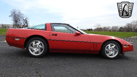 1990 Chevrolet Corvette image 22