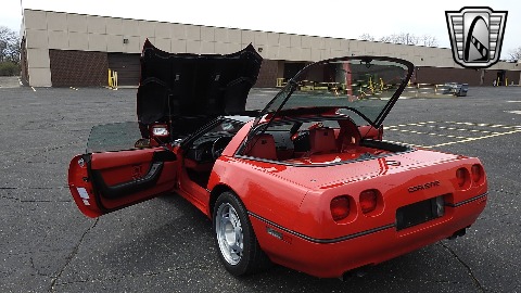 1990 Chevrolet Corvette image 76