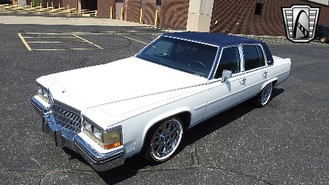 1985 Cadillac Fleetwood image 6