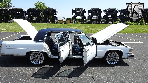 1985 Cadillac Fleetwood image 84