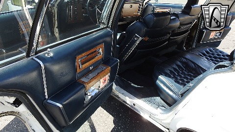 1985 Cadillac Fleetwood image 111