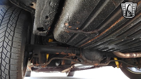 1985 Cadillac Fleetwood image 38