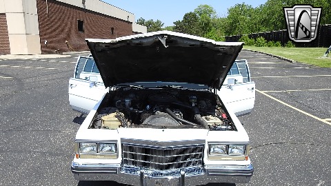 1985 Cadillac Fleetwood image 90