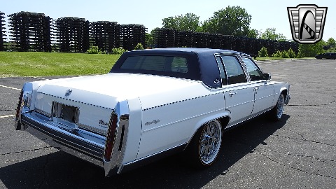1985 Cadillac Fleetwood image 20
