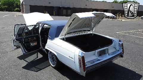 1985 Cadillac Fleetwood image 75