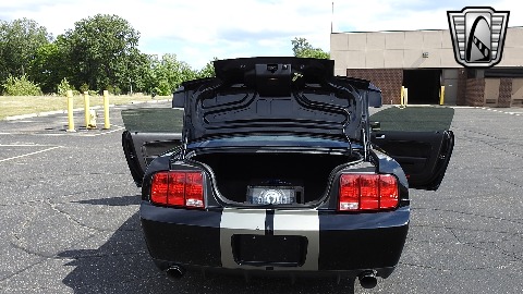 2007 Ford Mustang image 81