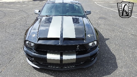 2007 Ford Mustang image 35