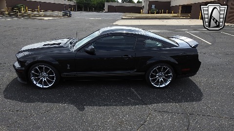 2007 Ford Mustang image 10