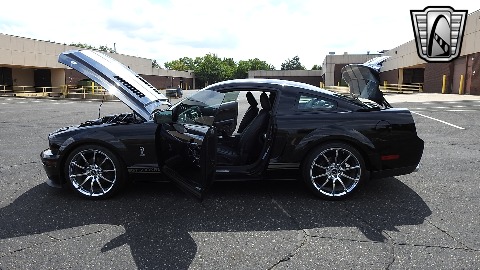 2007 Ford Mustang image 75
