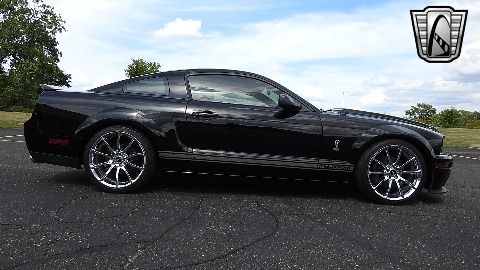 2007 Ford Mustang image 24