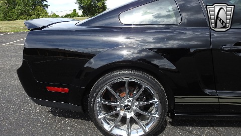 2007 Ford Mustang image 27